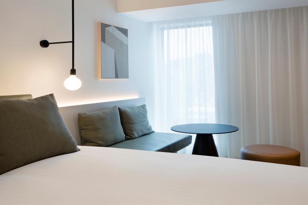 Leonardo Hotel Manchester Piccadilly 외부 사진