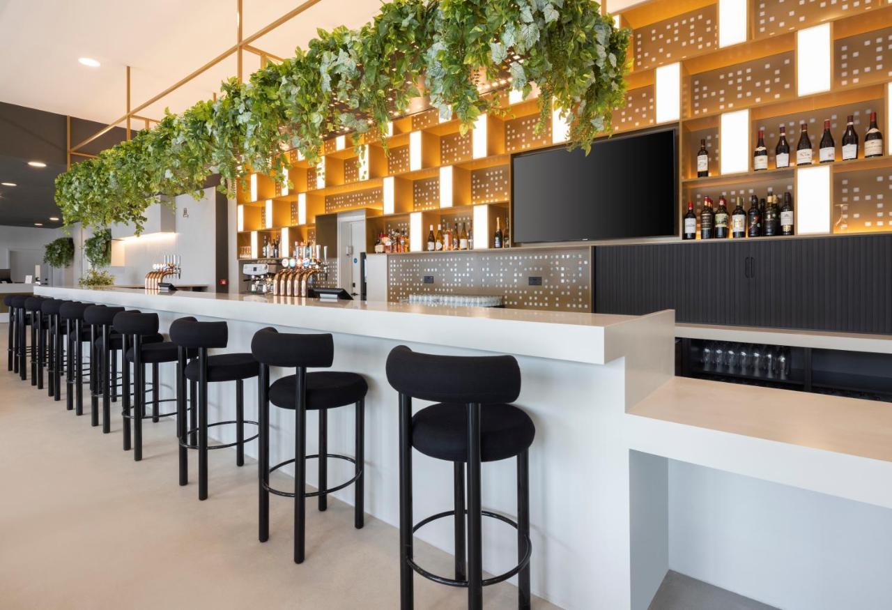 Leonardo Hotel Manchester Piccadilly 외부 사진