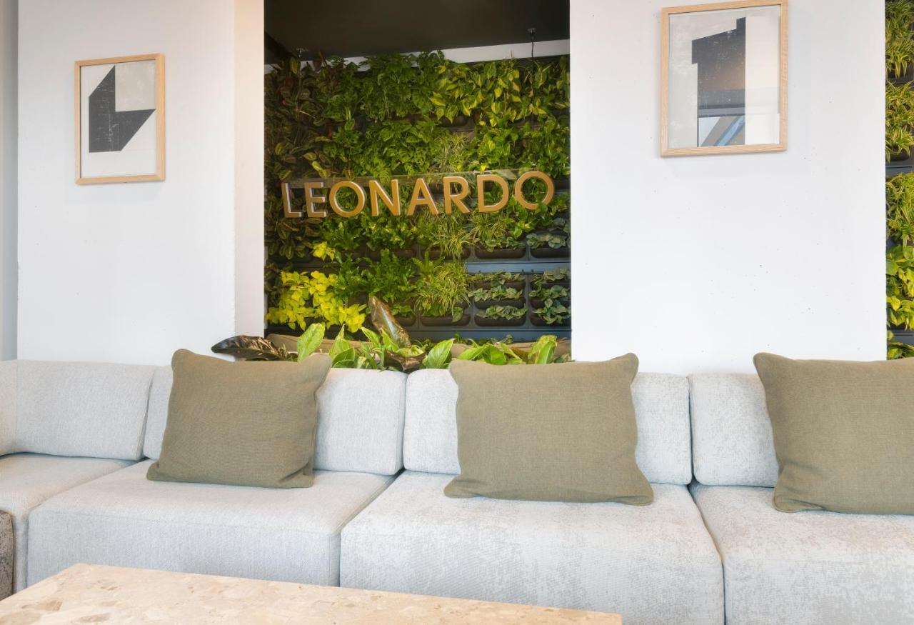 Leonardo Hotel Manchester Piccadilly 외부 사진